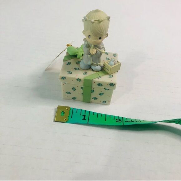 precious moments miniature green holly leaf pattern christmas box lid and tag - Picture 6 of 8